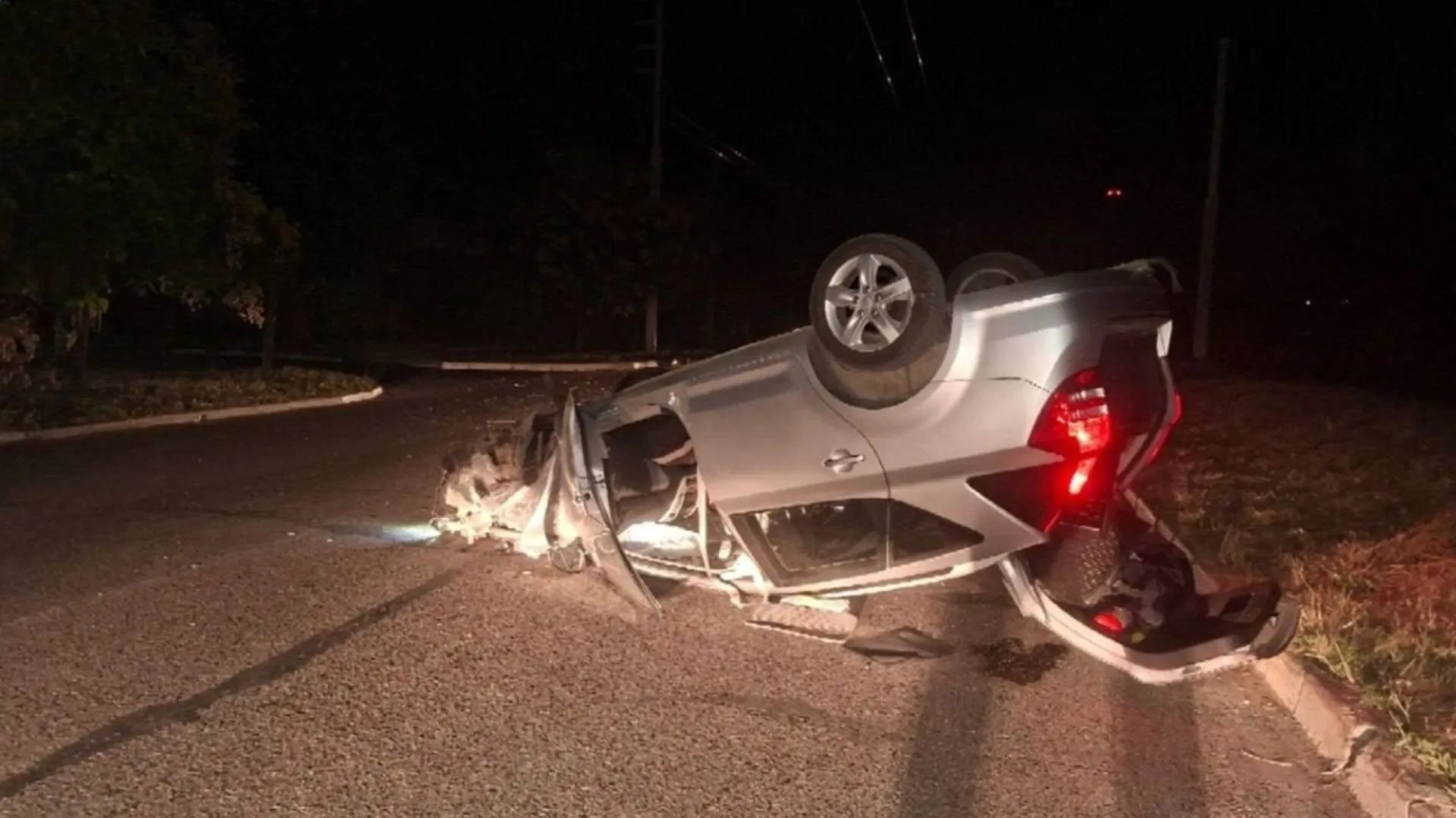 Accident violent la Tighina: 4 răniți, după ce șoferul ar fi adormit la volan