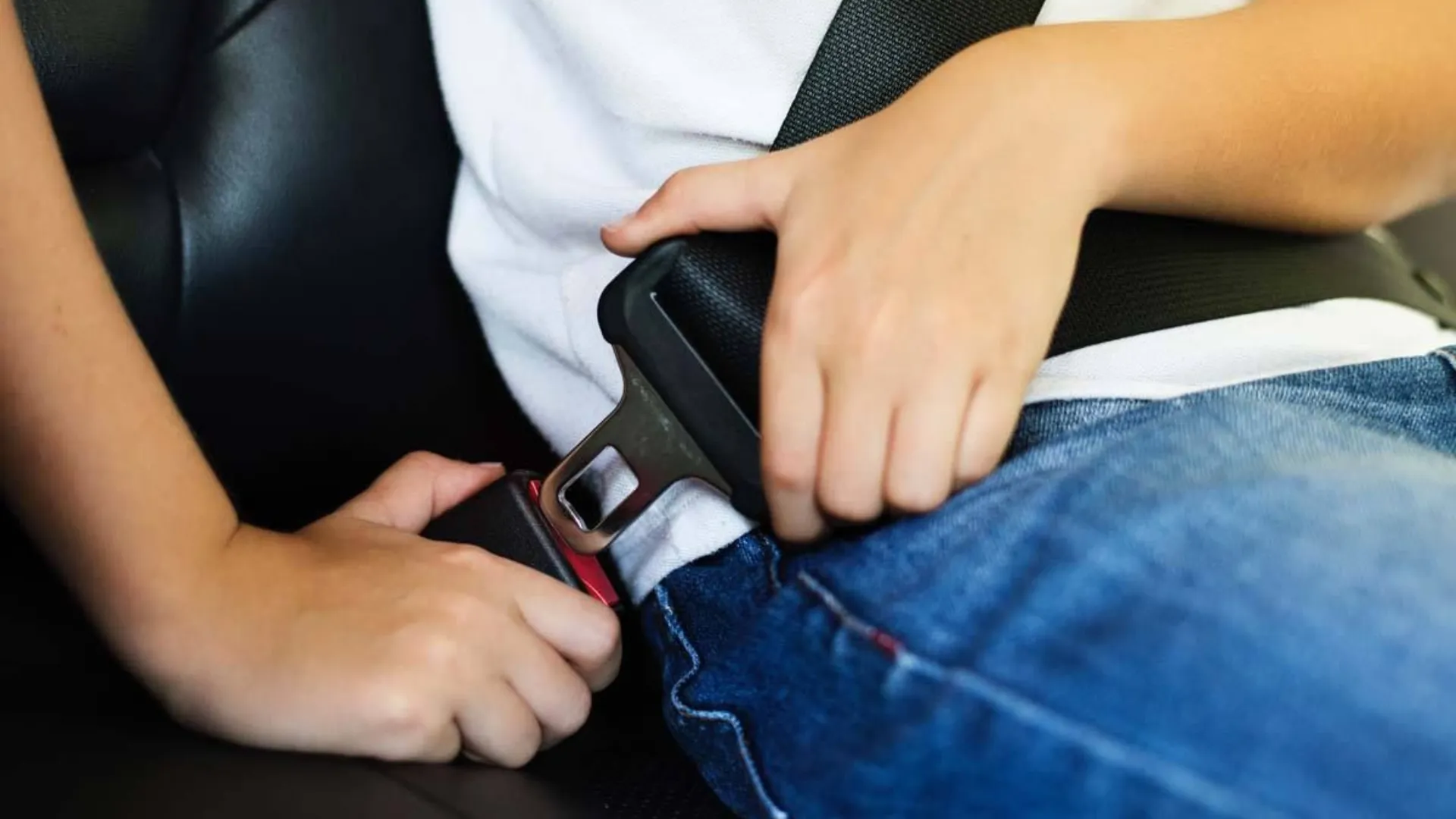 /VIDEO/ 48 de puncte de penalizare într-o lună: Șoferul se lăuda pe TikTok că merge fără centură