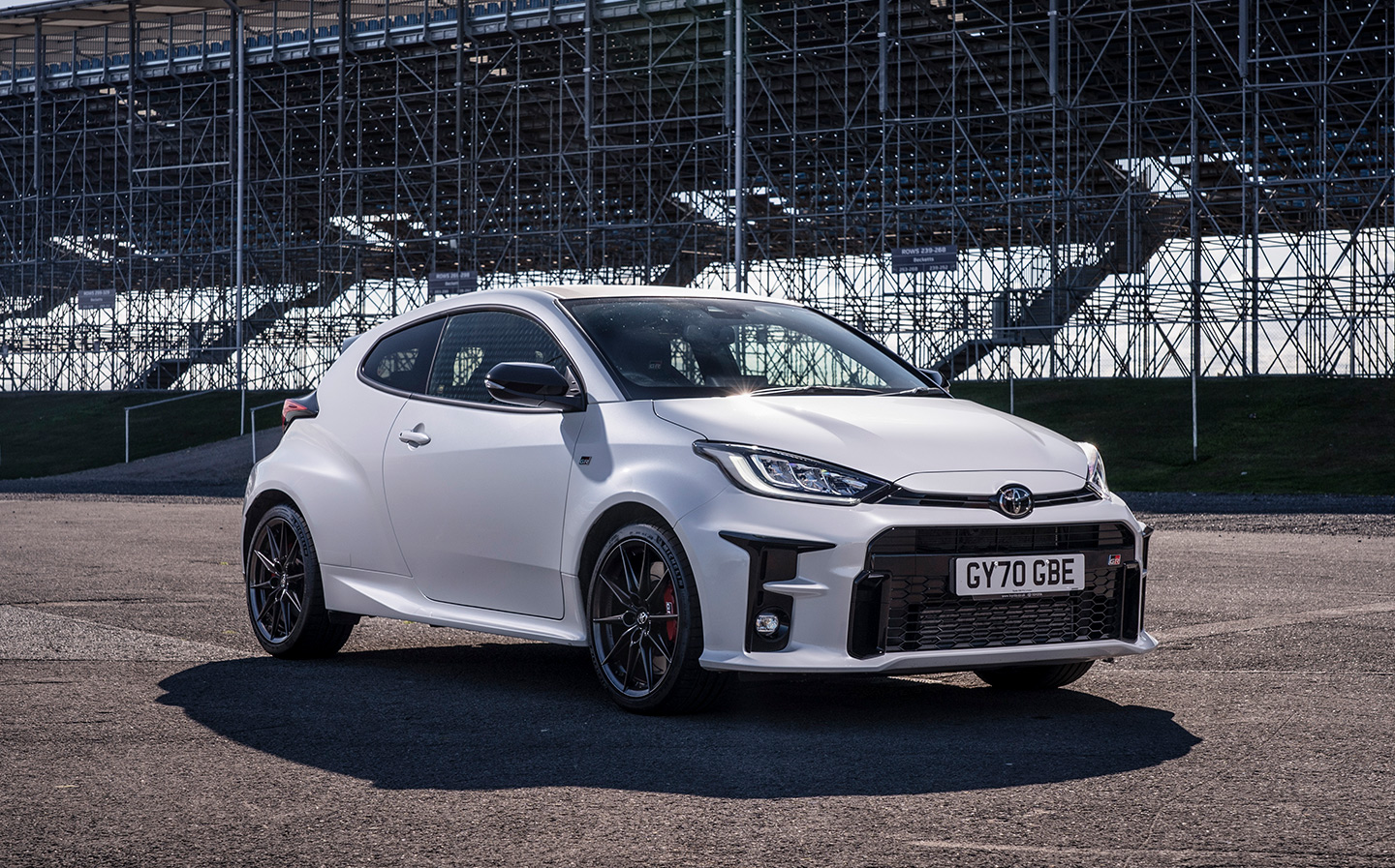 TV8.md - Toyota GR Yaris – automobilul anului 2021 în opinia lui Jeremy ...