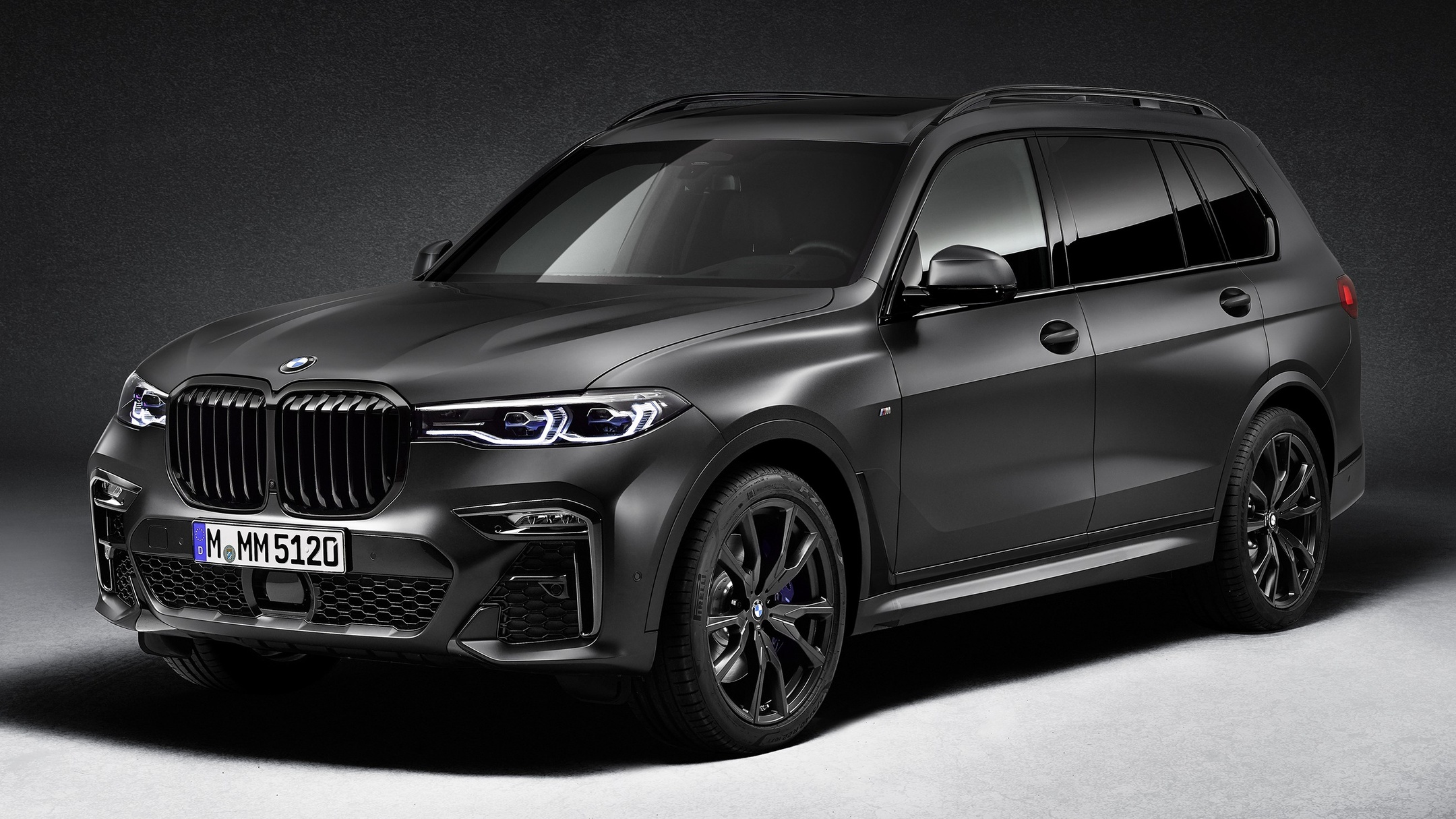 Bmw x7 black edition