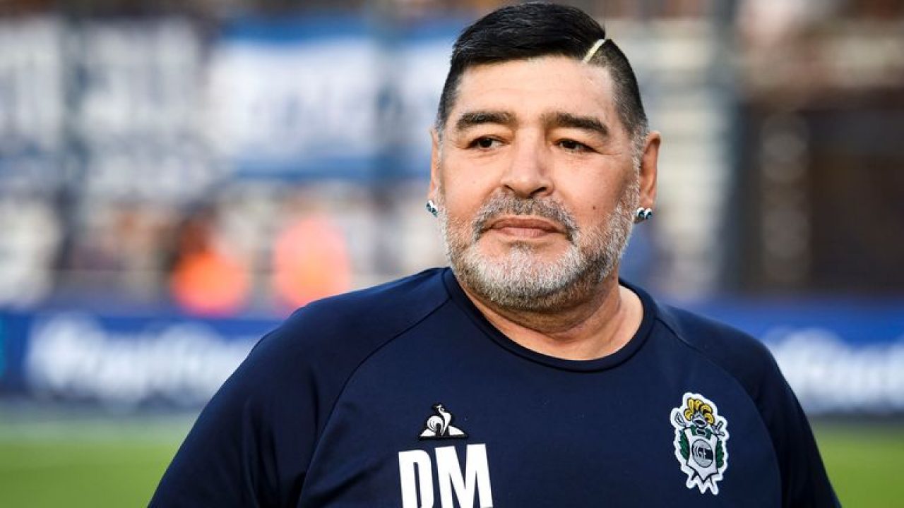 S-a stins din viață Diego Maradona, la 60 de ani, din cauza unui atac cardiorespirator